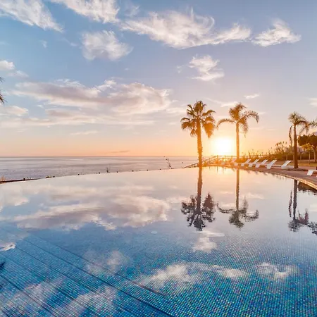 Bk - 3 Pools - Gym - Ac - Huge Balcony Apartamento