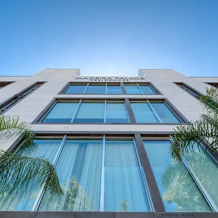 Apartamento Bk - 3 Pools - Gym - Ac - Huge Balcony Funchal (Madeira)