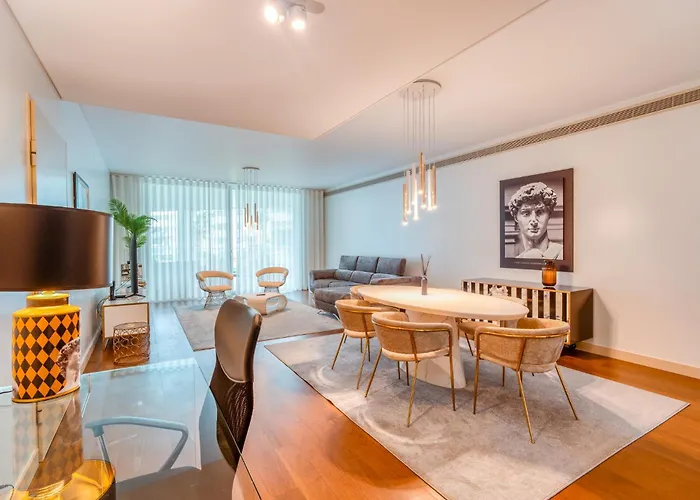 Apartamento Bk - 3 Pools - Gym - Ac - Huge Balcony Funchal (Madeira)