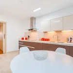 Bk - 3 Pools - Gym - Ac - Huge Balcony * Funchal (Madeira)