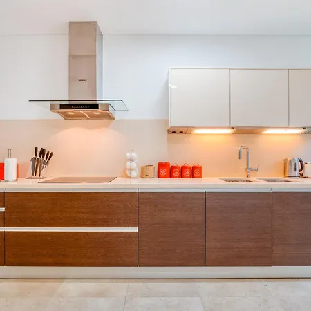 Bk - 3 Pools - Gym - Ac - Huge Balcony Funchal (Madeira)