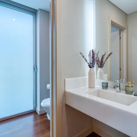 Apartment Bk - 3 Pools - Gym - Ac - Huge Balcony *
