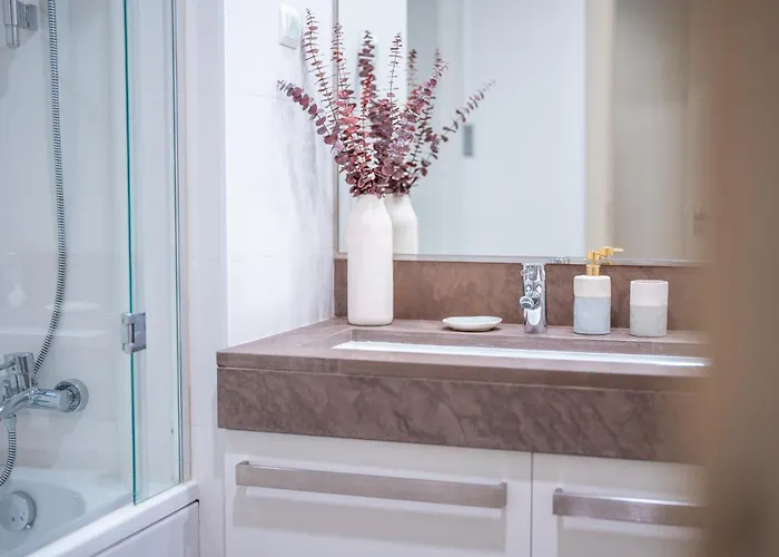 Bk - 3 Pools - Gym - Ac - Huge Balcony Funchal (Madeira)