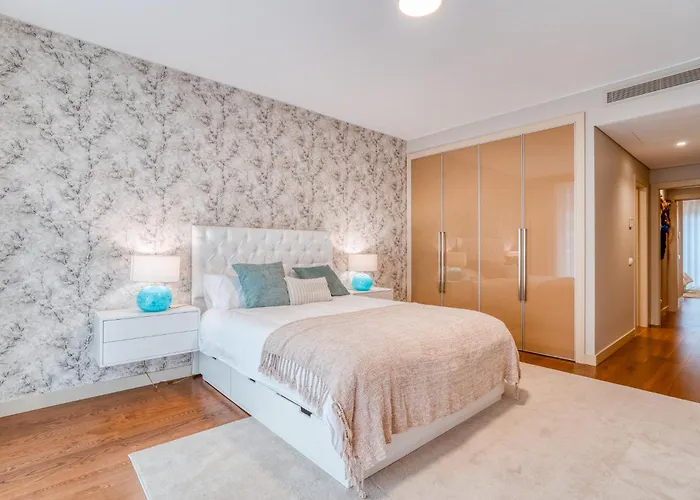 Bk - 3 Pools - Gym - Ac - Huge Balcony Funchal (Madeira)